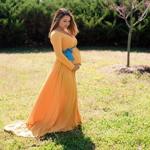 Maternity gown
